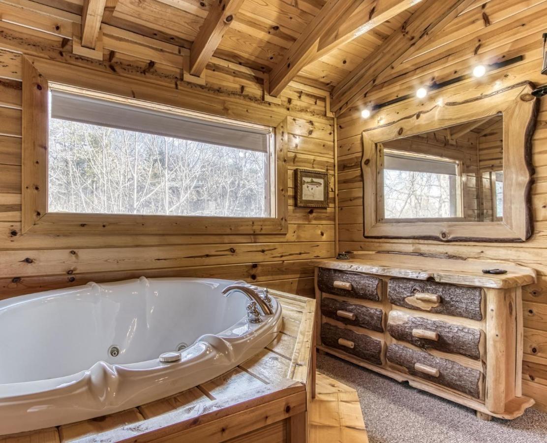 The Wildlife Lodge - Great Location! Close To Tanger Outlets! Cabin Sevierville Eksteriør billede